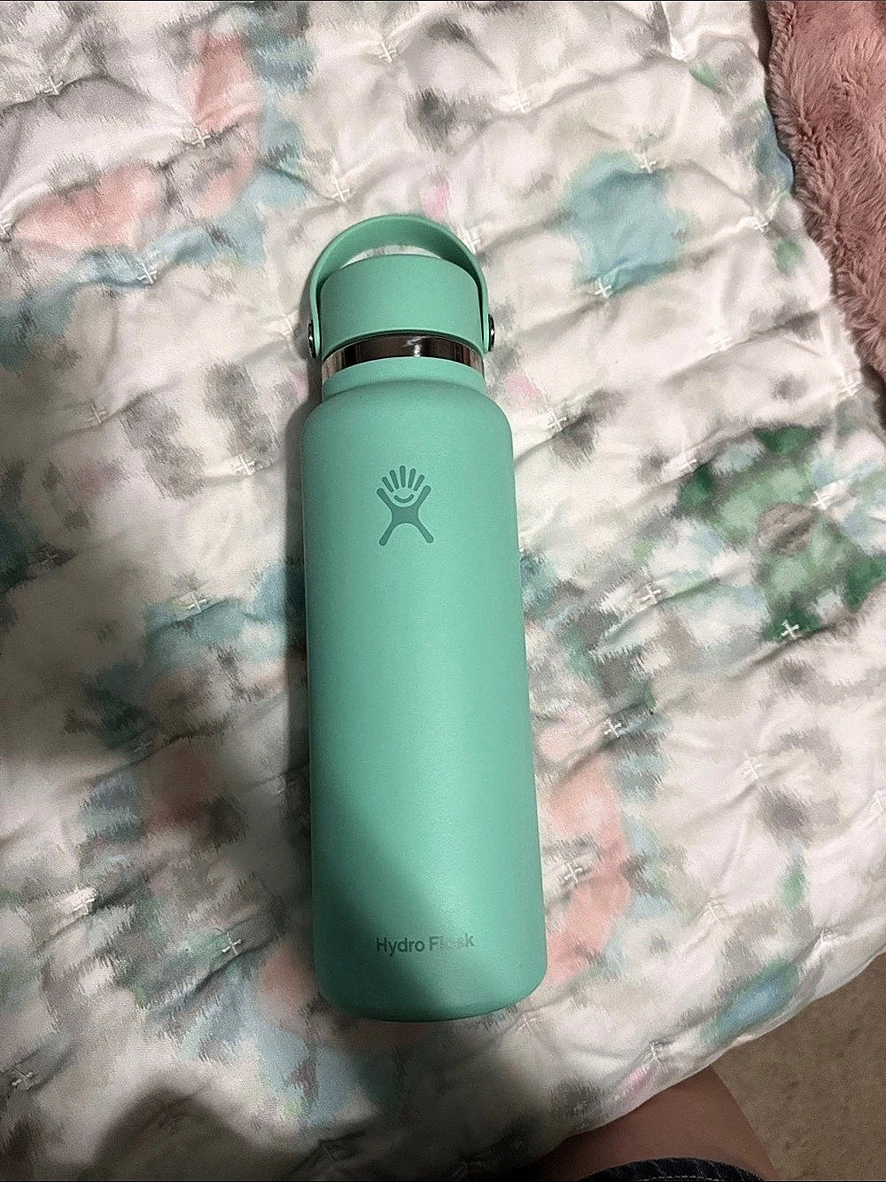 Hydro Flask 40oz Standard Mouth Water Bottle Green